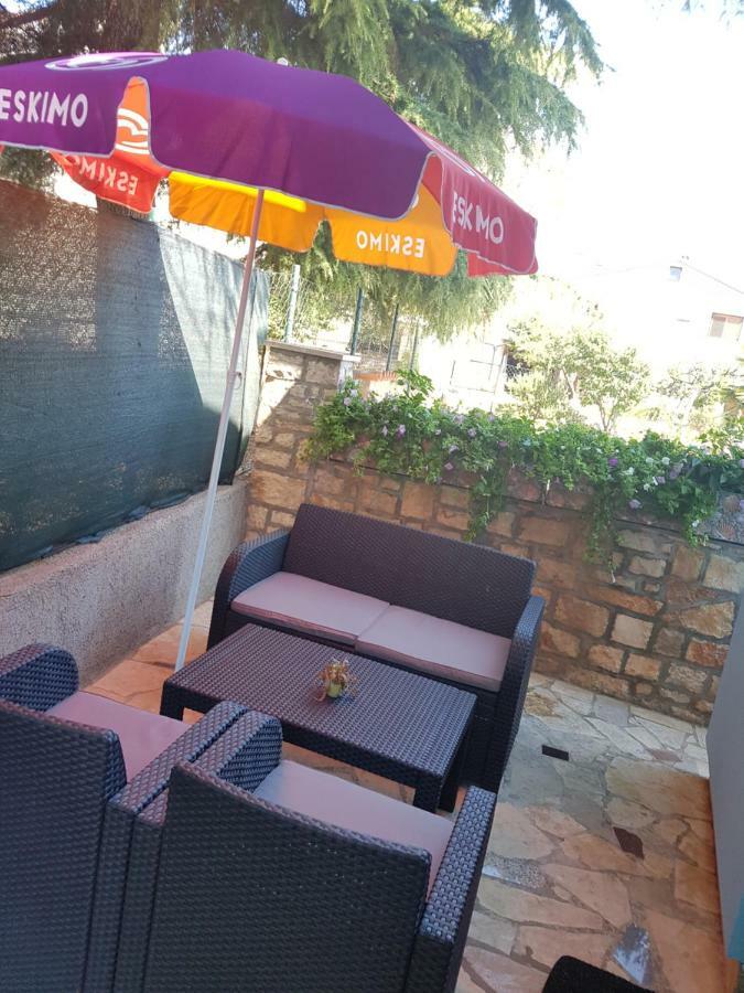 Apartments Ljubic Tar-Vabriga ภายนอก รูปภาพ
